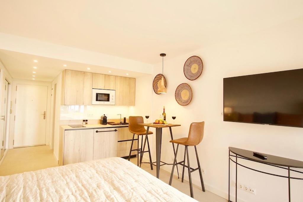Top Studio On Marbella Boulevard Exterior photo